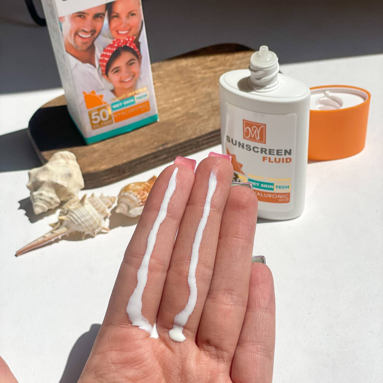 فلویید ضد آفتاب بی رنگ مای SPF50
